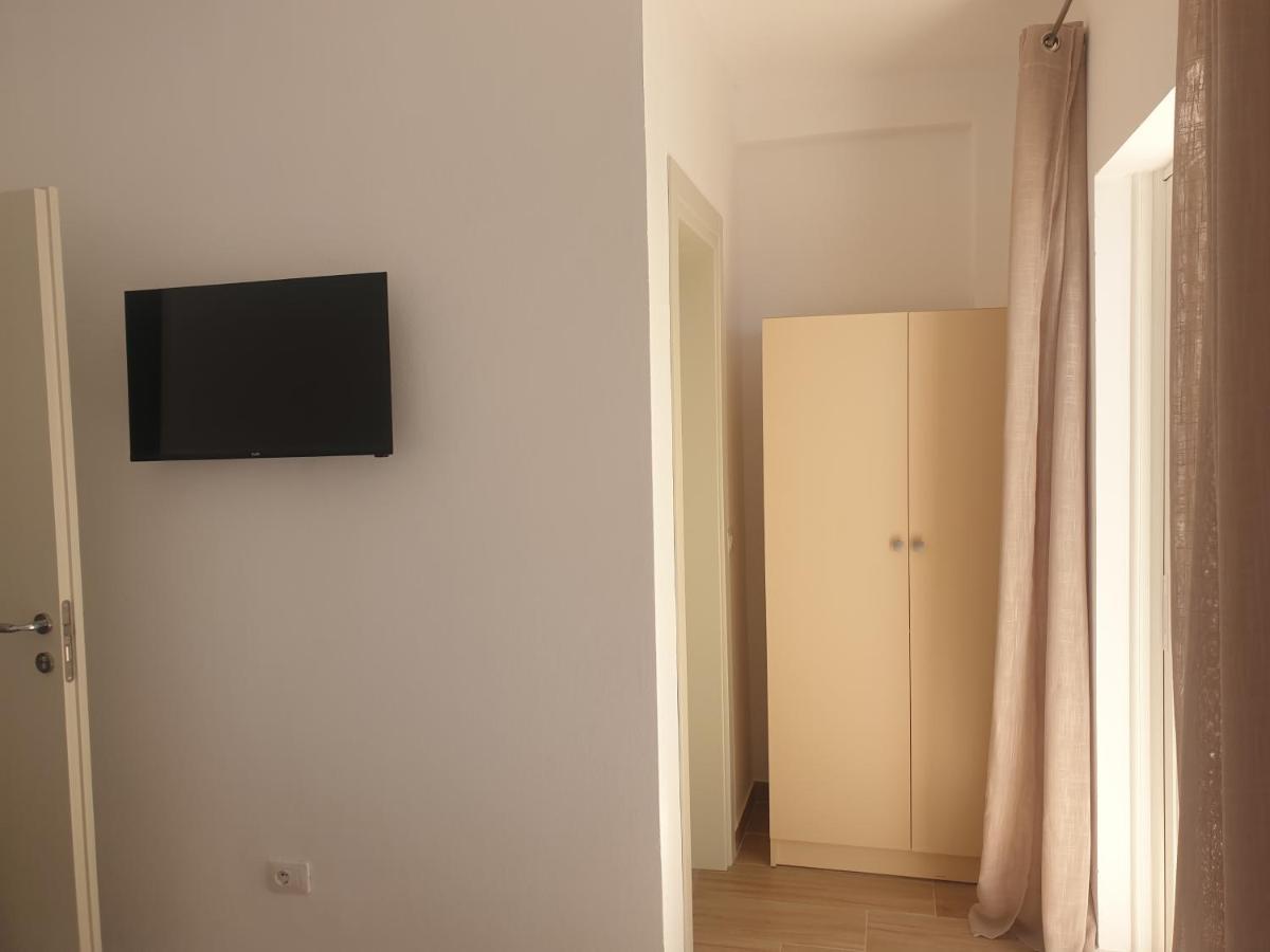 Rooms By George Dhërmi Esterno foto